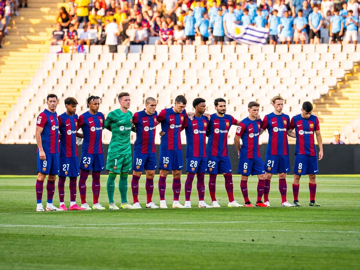    Футболисты "Барселоны" перед матчем Примеры© пресс-служба клуба "Барселона"