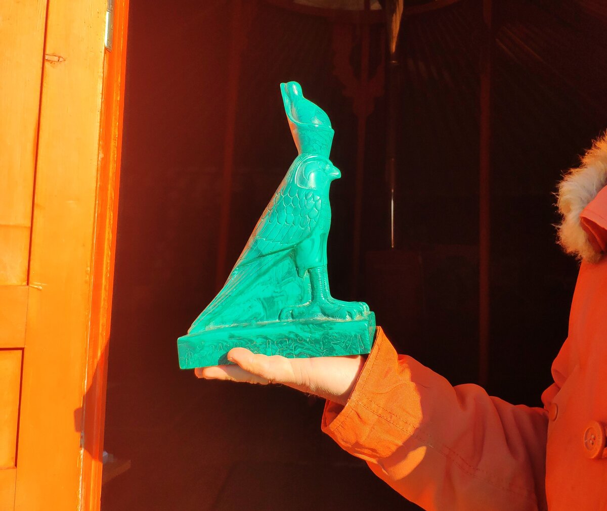 Статуэтка Бога Хора (Гора), Египет. Экспонат Музея соколиной охоты Константина Соколова