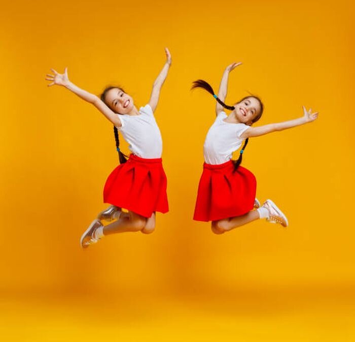 Октябрь. Весы. Гороскоп для Близнецов