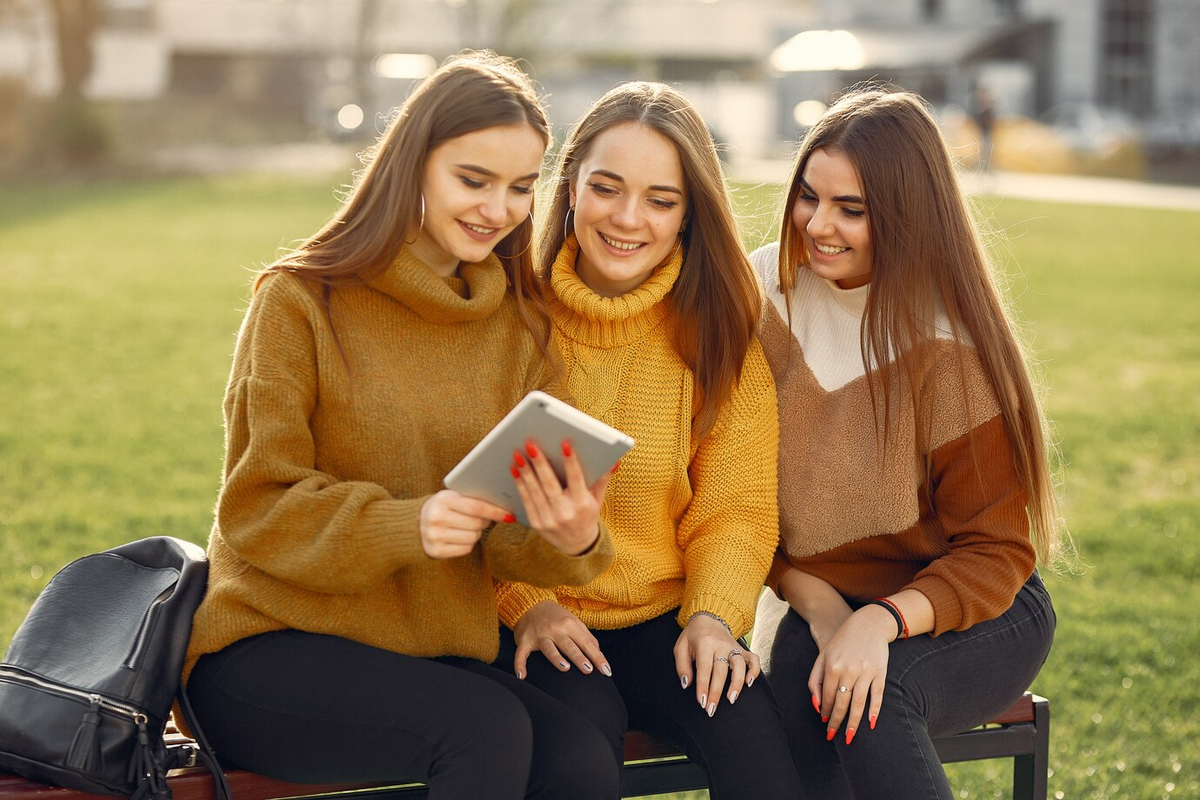 калининградский бизнес колледж лого. эмоции при поступление в вуз. колледж бфу калининград. Student 39. Student 39.