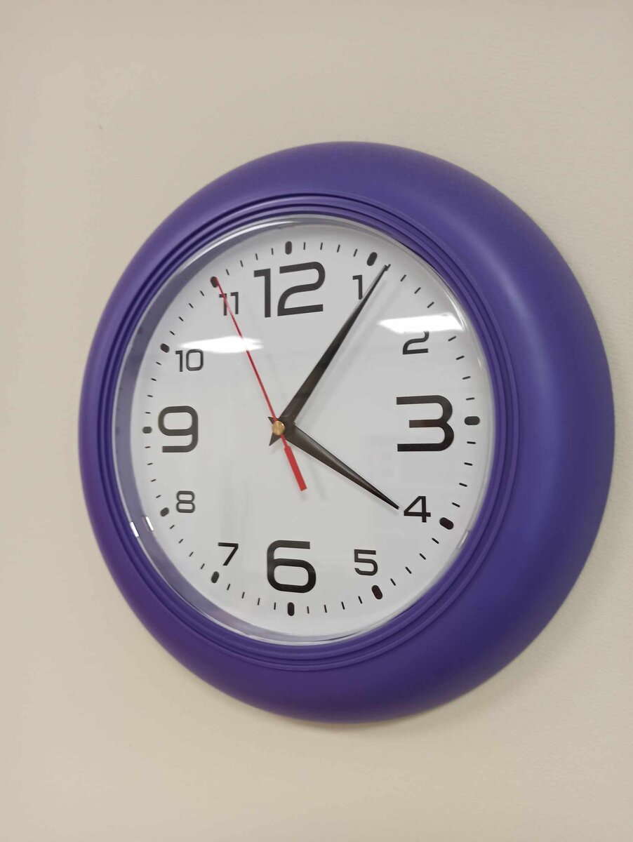 Минуты и часы собирают время в копилку вечности