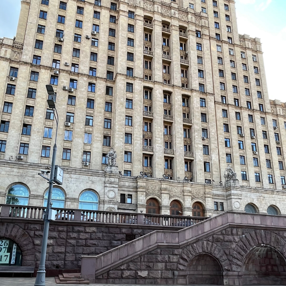 Жилой дом на Кудринской площади 