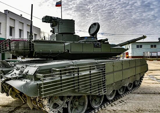 Танки Т-90М «Прорыв-3» считаются самыми совершенными из танкового семейства Т-90, в том числе и благодаря возможности применять новые боеприпасы. Изображение пресс-службы Министерства обороны РФ