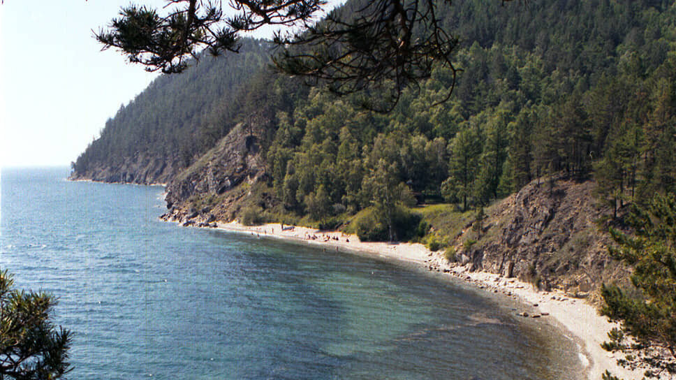 Фото: Александр Сидоров / Коммерсантъ📷Озеро Байкал