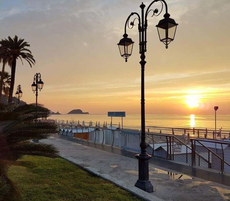 Солнце встает..