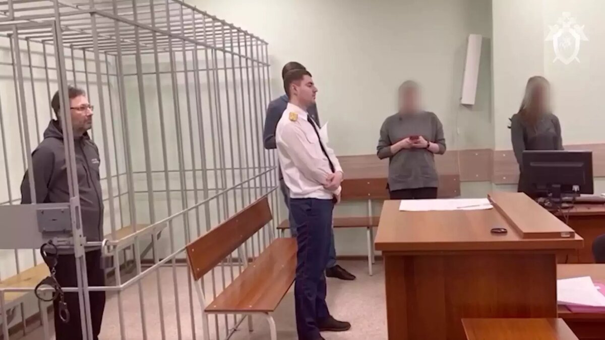     В Красноярске дело телеведущего Максима Гуревича передали в суд. Его обвиняют в мошенничестве.