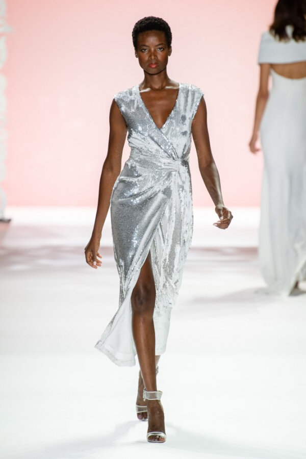    Мария Боргес на подиуме