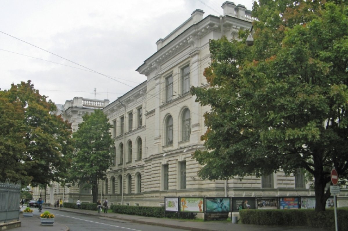    Комплекс для выпуска микроэлектронных наноструктур создали в Петербурге