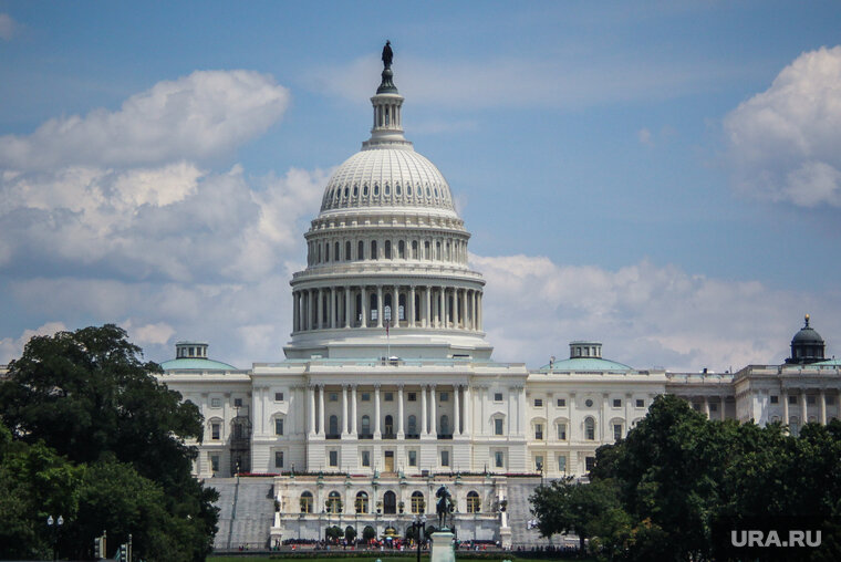    Внутриполитическая борьба в США может лишить Украину помощи от Вашингтона