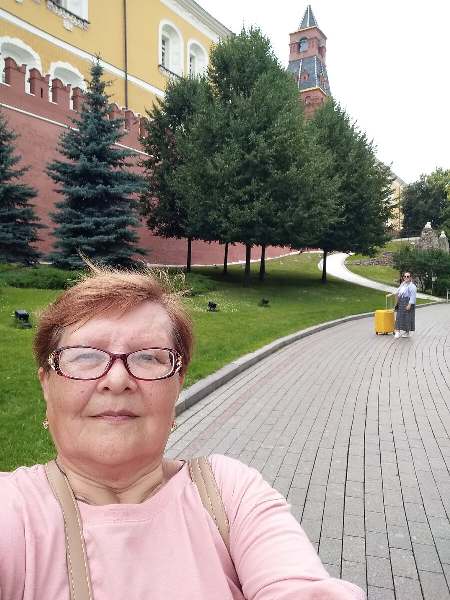 Прогулка по Александровскому саду