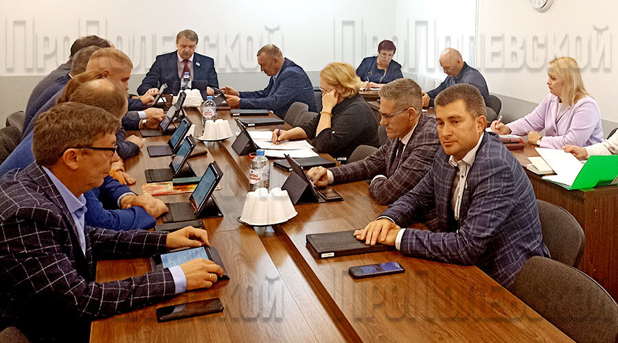На сессии Думы ПГО депутаты единогласно приняли поправки в бюджет Полевского на 2023 год и плановый период 2024 года