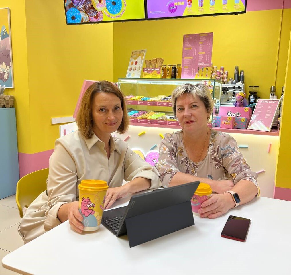 Партнеры Roni's Donuts Виктория и Анна