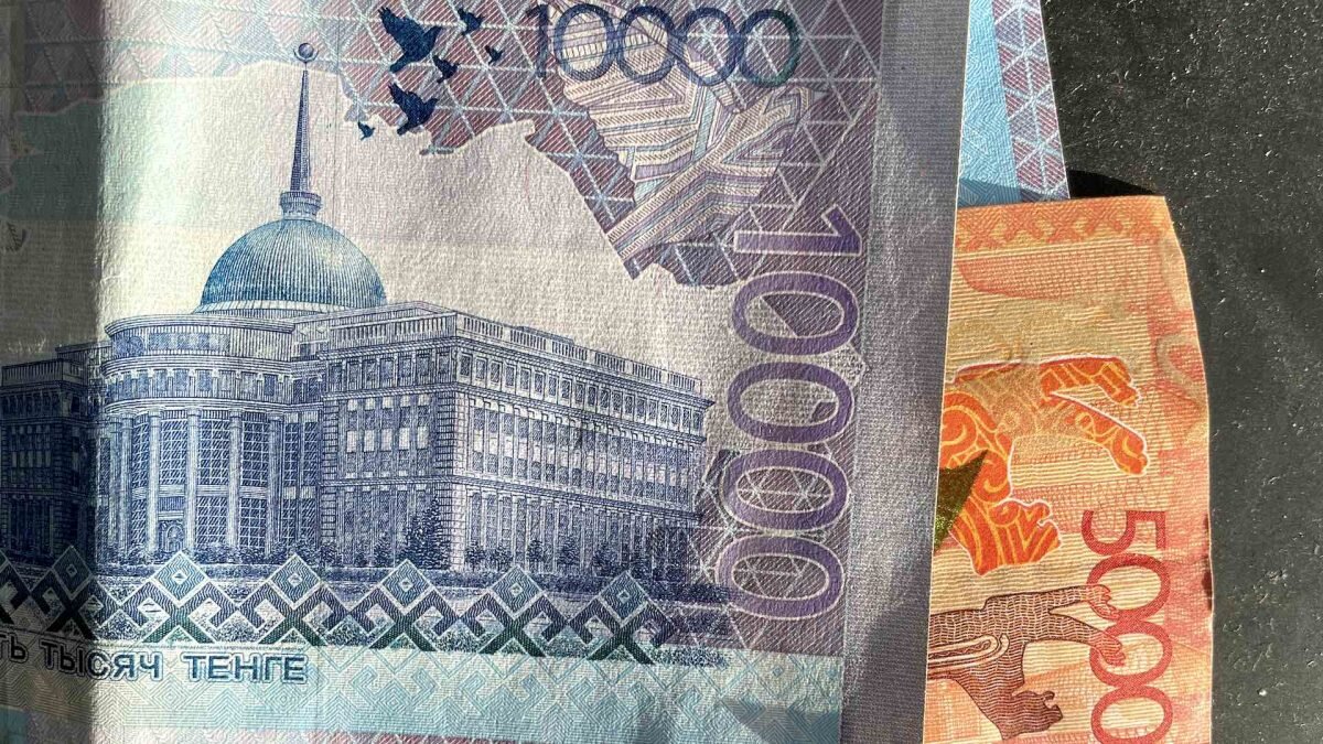    Фото: Bizmedia.kz Август Макаров