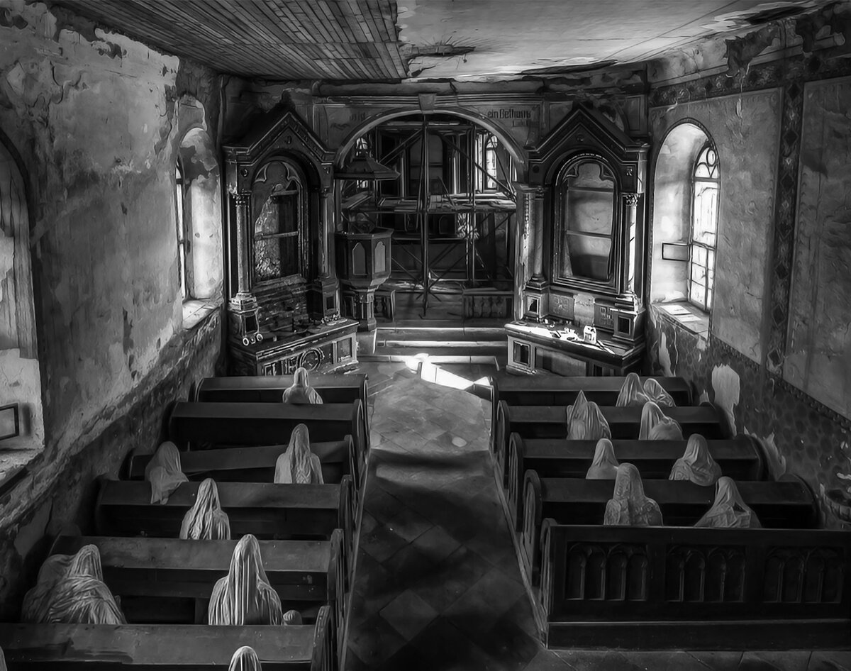 Заброшенная Церковь с призраками Чехия