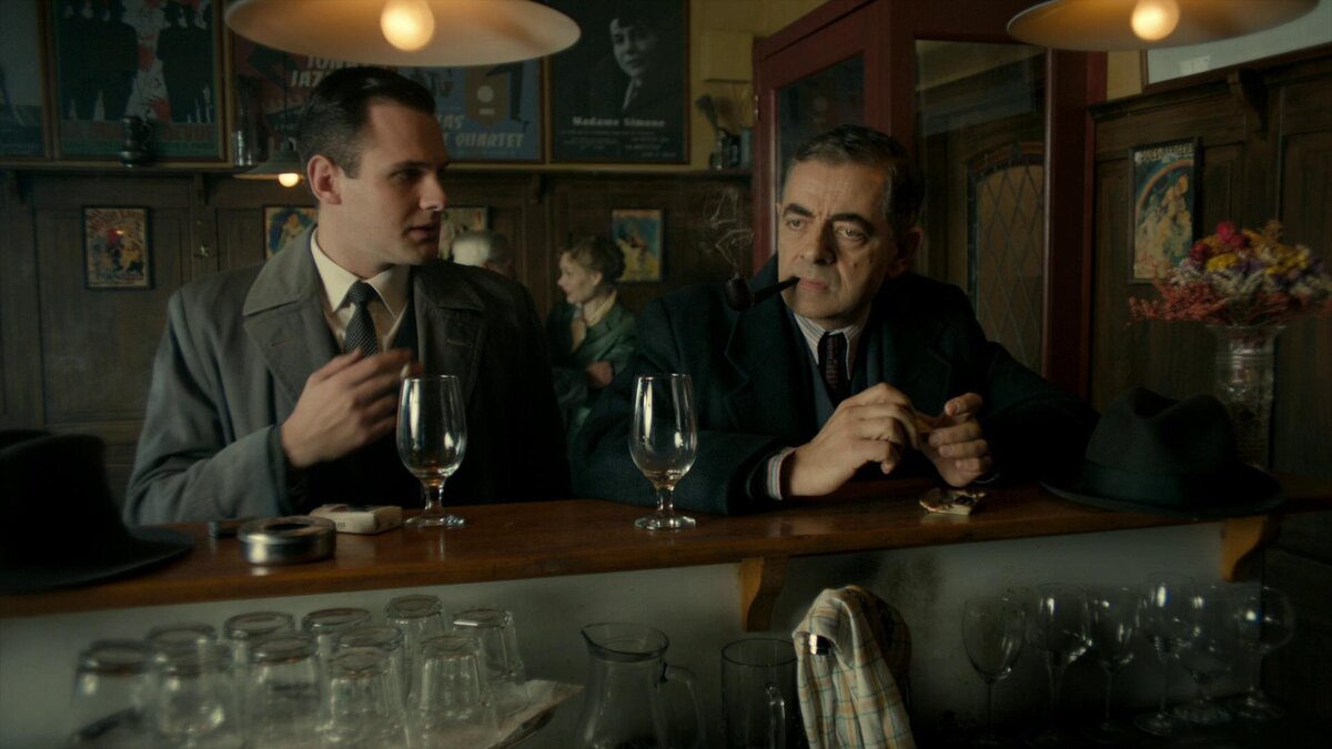 Кадр из фильма "Мертвец комиссара Мегрэ" (2016)