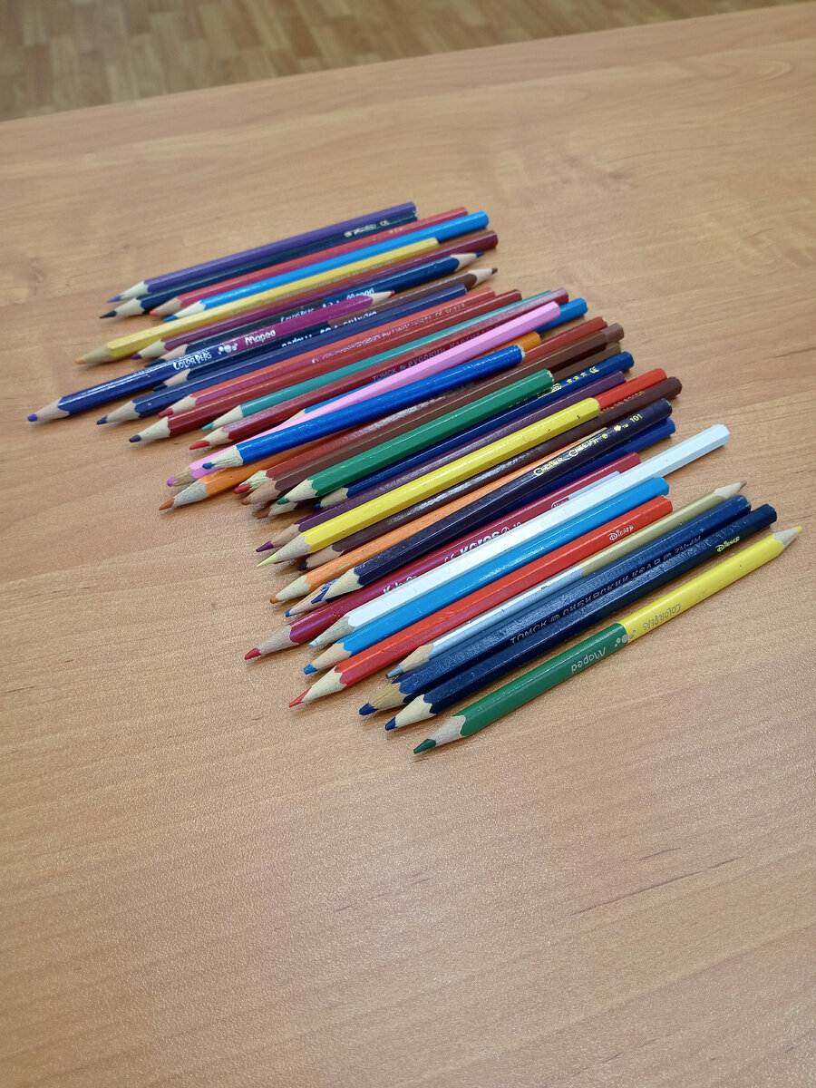 тут десятая часть тех карандашей