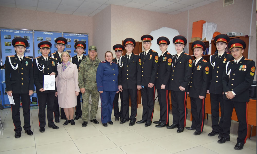 Амурский кадетский корпус благовещенск. Амурский кадетский корпус. Быт кадет Амурский кадетский корпус. Амурский кадетский корпус Благовещенск юбилей.