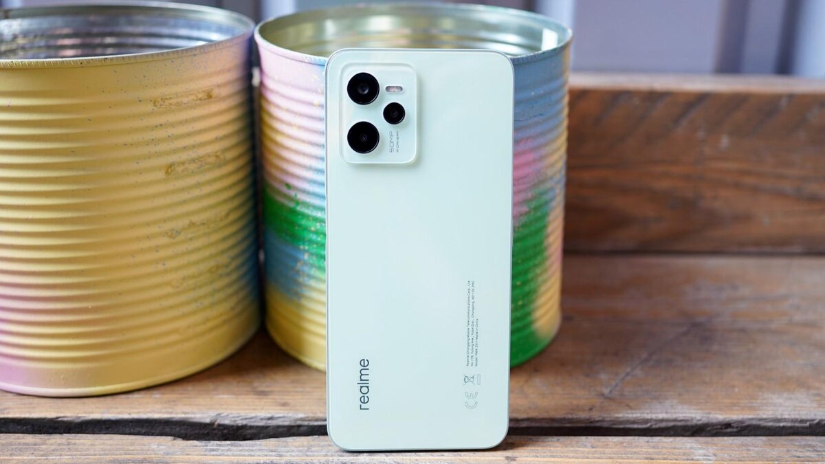 Realme C35 представляет собой устройство с хорошими характеристиками и доступной ценой