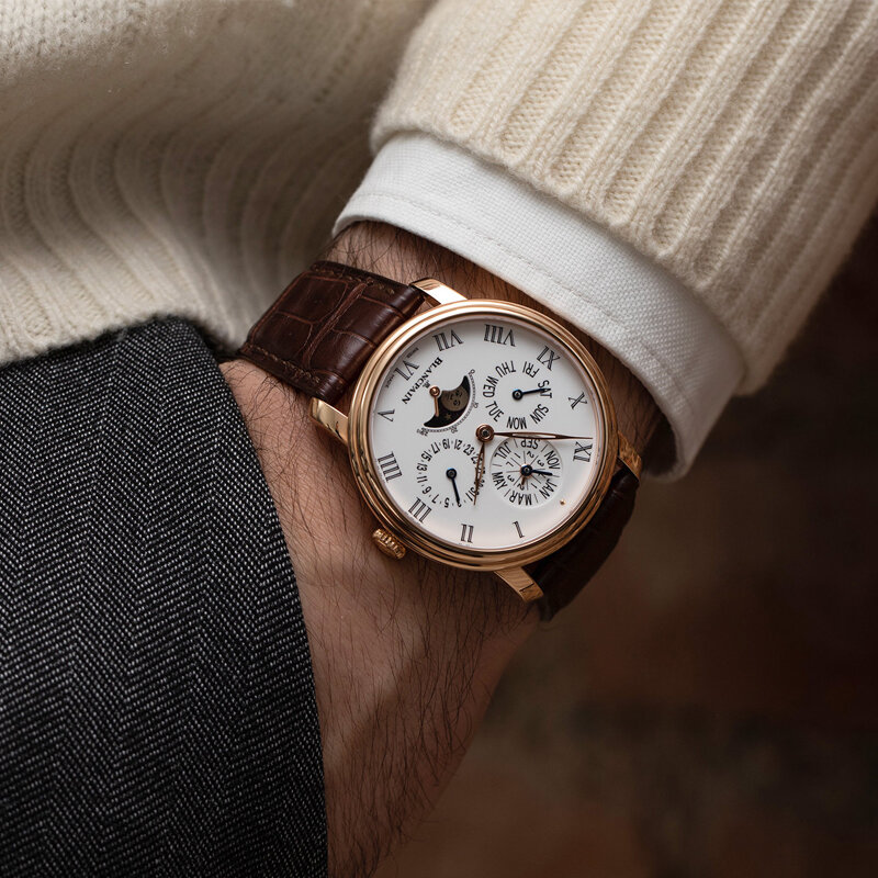 Часы Blancpain Villeret Quantième Perpétuel в 40 мм корпусе из розового золота с вечным календарем и индикатором лунных фаз