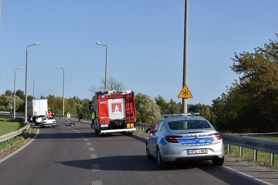    В Бяла-Подляске водитель мопеда попал под колеса фуры белоруса. Фото: biala-podlaska.policja.gov.pl.