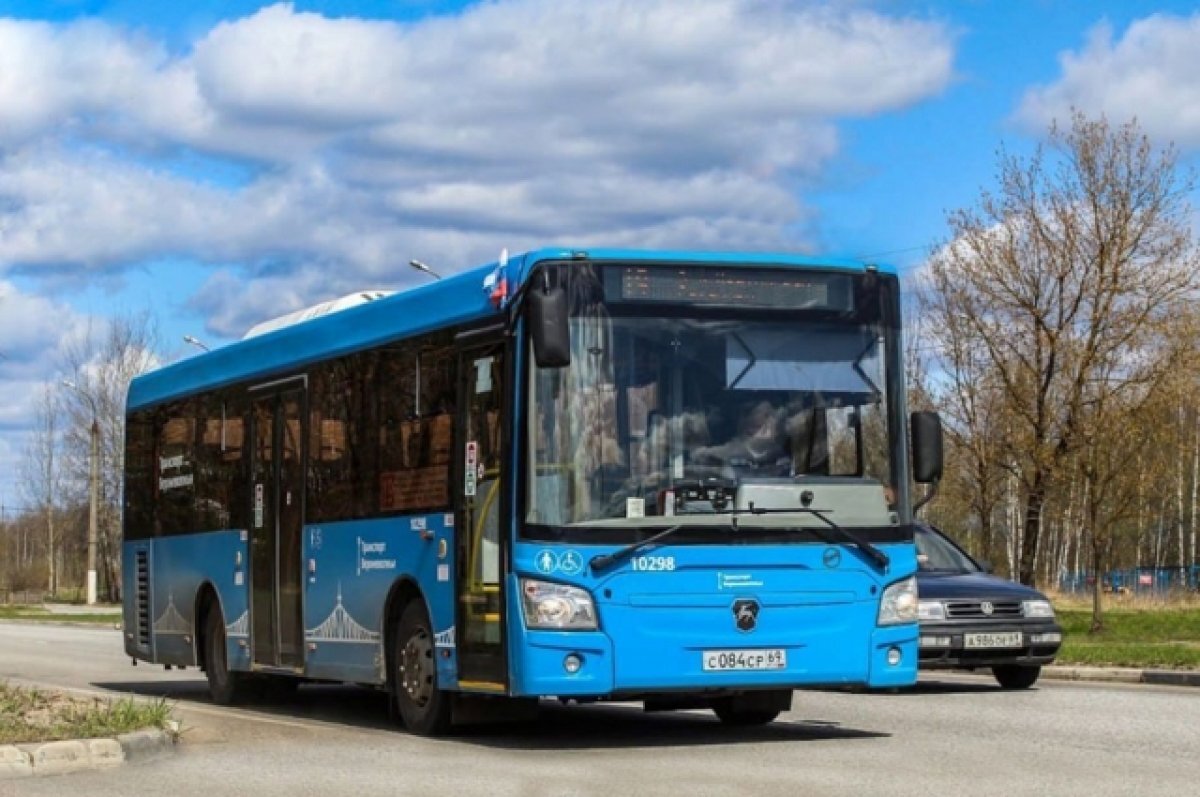    В Твери водителям автобусов подняли зарплату до 66 тысяч рублей