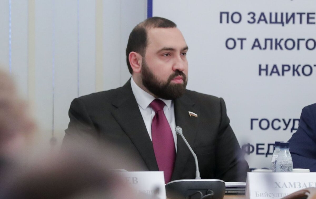    Бийсултан Хамзаев Государственная дума