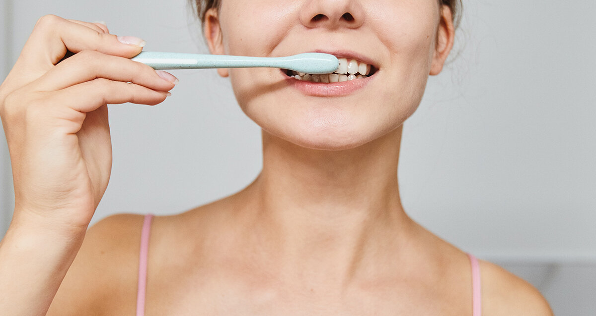 Домашнее отбеливание зубов без вреда для эмали | Stomsmile