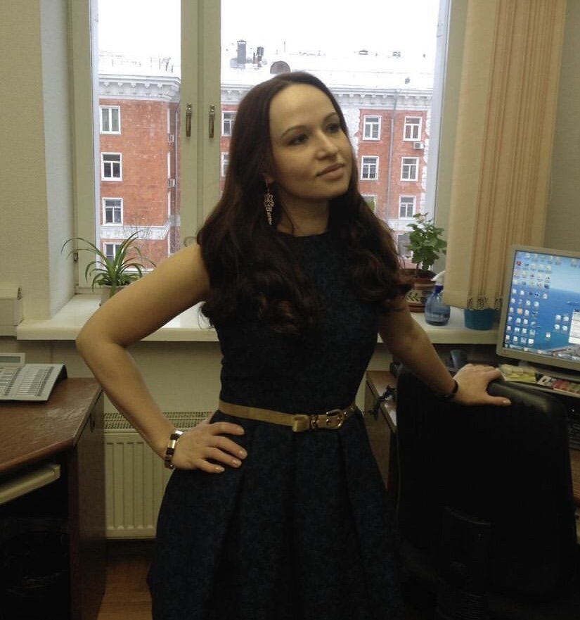 «Даже если девица настолько дурна собой, что не отважится сесть возле зажженной свечи, приданое в тридцать каммэ сделает её в глазах жениха прекрасным цветком!» (Цитата из книги «Заветные мысли», рассказ «Разумные советы о том, как выгоднее вести хозяйство»). 