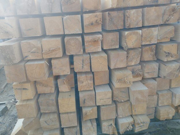 Брус 150х150мм.Источник https://www.mastermay.ru/stati/doma-iz-brusa-ot-proizvoditelya