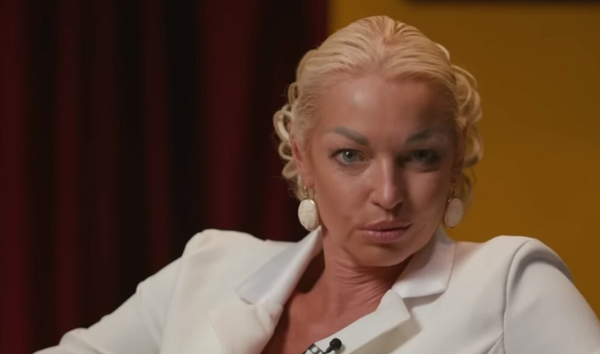 волочкова шпагат. волочкова блин. алена блин волочкова 2023. волочкова интервью алена блин. алена блин волочкова.