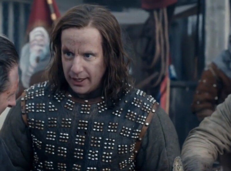 Эдуард Йорк в исполнении Джеффри Стретфилда. Кадр из фильма «Пустая корона. Генрих VI».