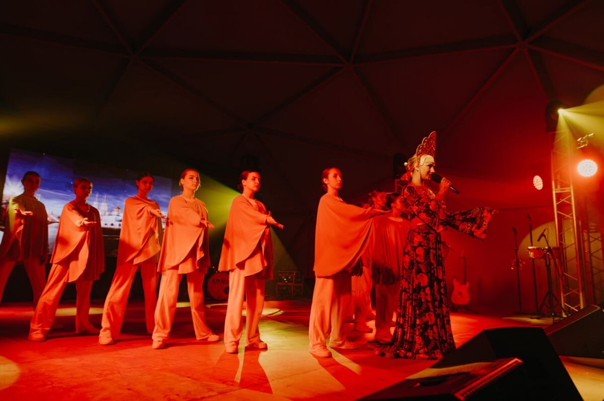 Листайте вправо, чтобы увидеть больше изображений