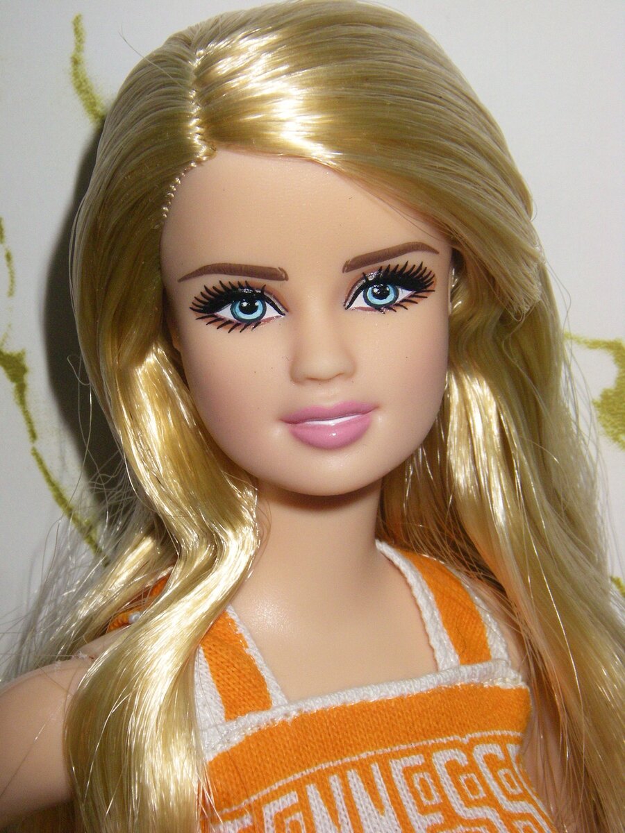 2013 University of Tennessee Barbie X9203