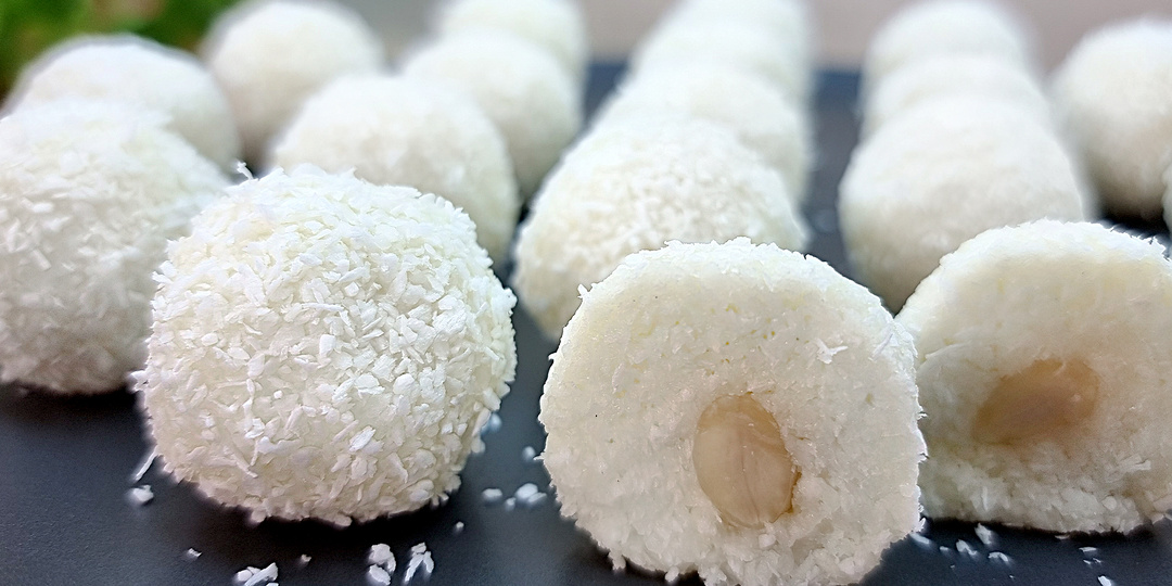 Вы готовите домашние конфеты? Мой любимый рецепт - сладости со вкусом РАФАЭЛЛО #660