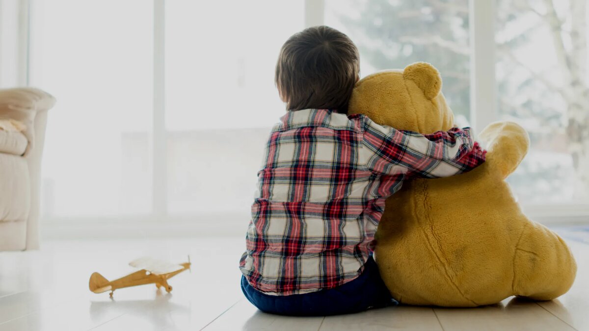 Игрушки - это как личное пространство, с которым нужно быть очень аккуратным. Фото из Интернета.