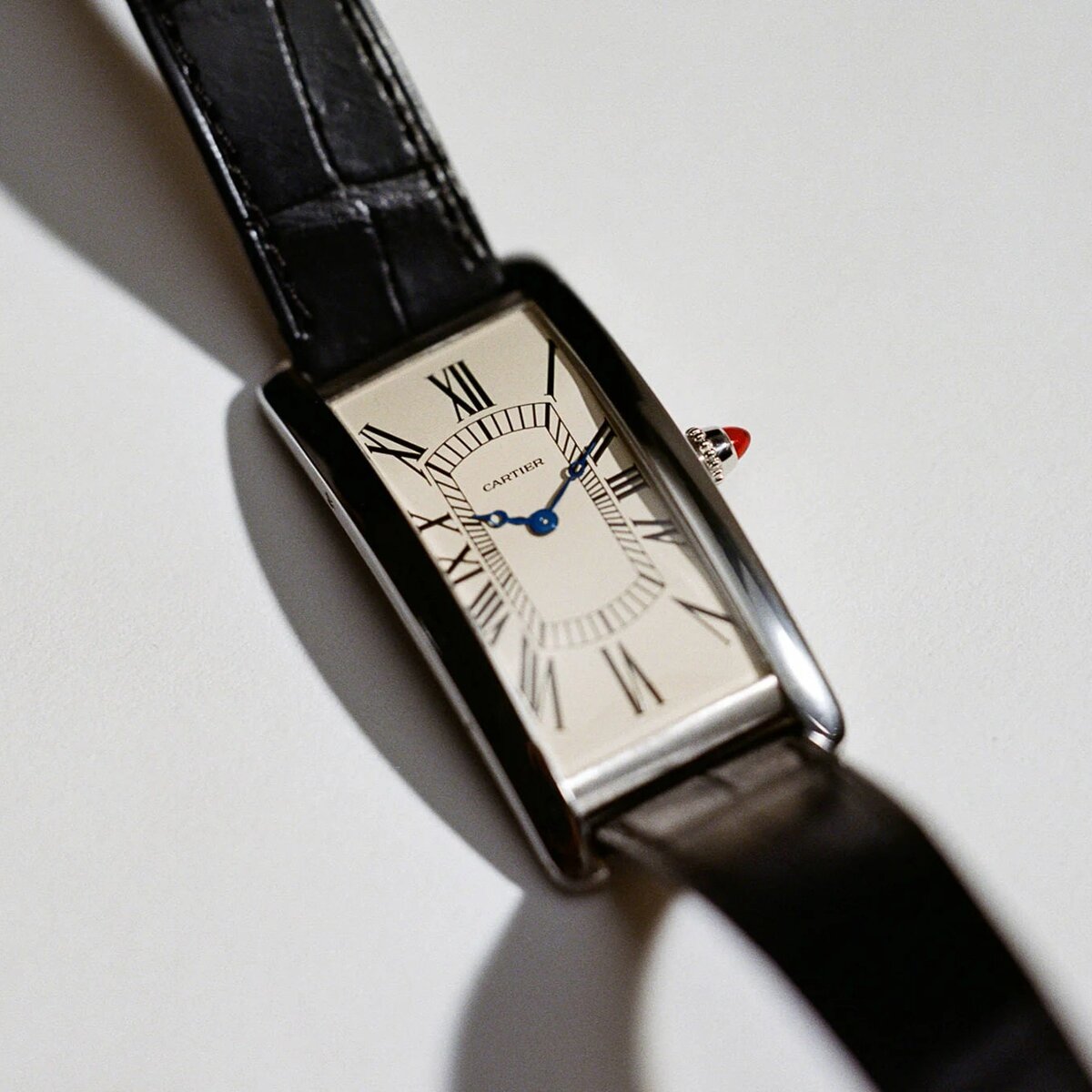 Cartier Tank Cintrée Réédition