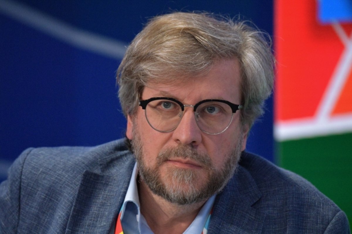    Федор Лукьянов.