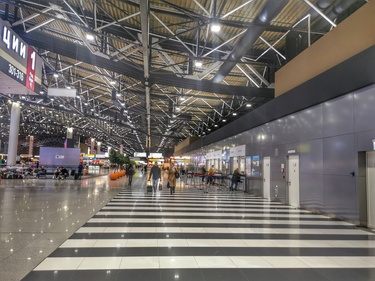 Мне нравятся эти "зебры". Наверное, если чуть больше было бы времени, можно было бы придумать какой-то креативный снимок.