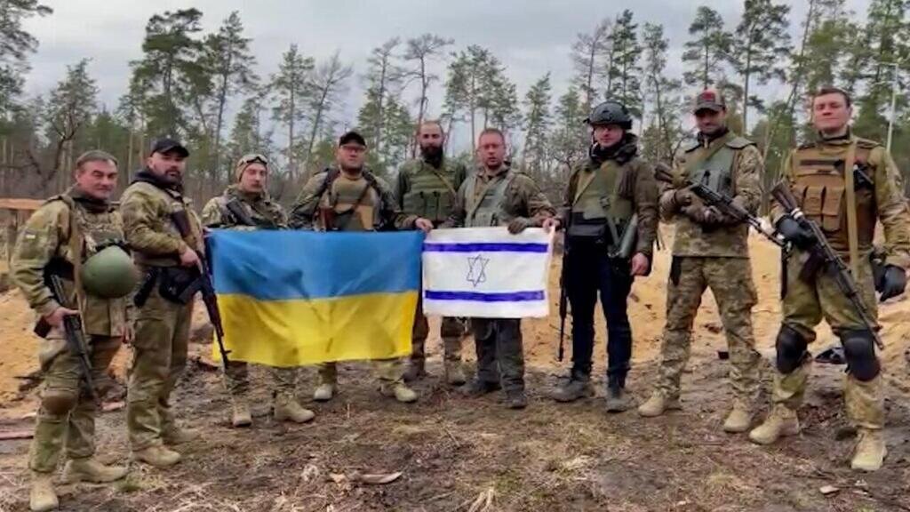 Наёмники из Израиля на Украине против России, в т.ч. военнослужащие спец. подразделения «Голани», которая считается одной из наиболее обученных, элитных частей (об этом сообщил израильский информационный портал israelan.com). 