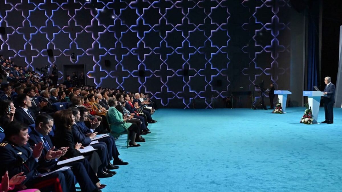    Фото: Акорда Август Макаров