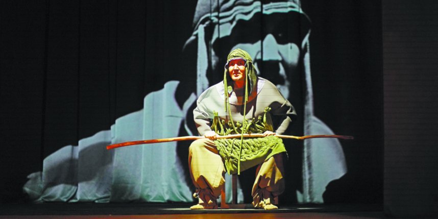    Сцена из спектакля «В чаще».