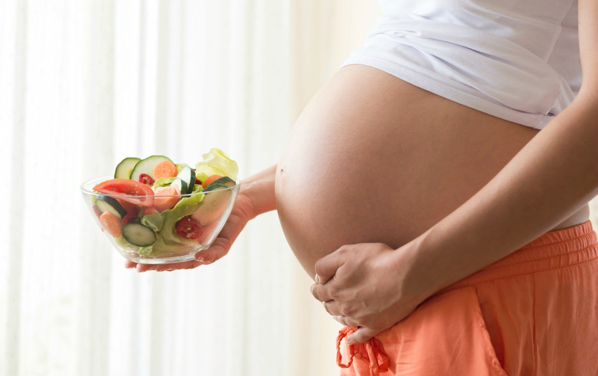 Запор при беременности: причины, симптомы, как избавиться