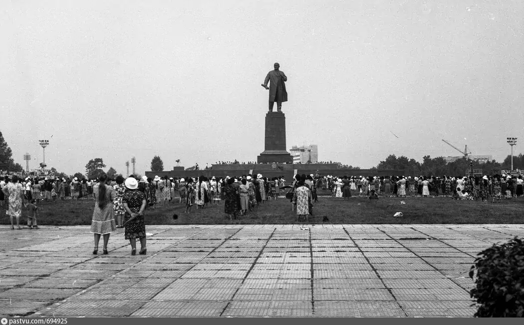 Источник: http://fortepan.hu/?tags=Tashkent&x=0&y=0&view=query&lang=en&q= Взято с сайта Pastvu.com 