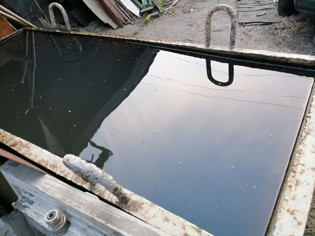 Сливать ли воду из бассейна зимой