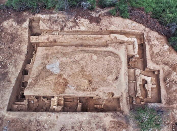 Вид с воздуха на Хуака Пинтада, Перу.