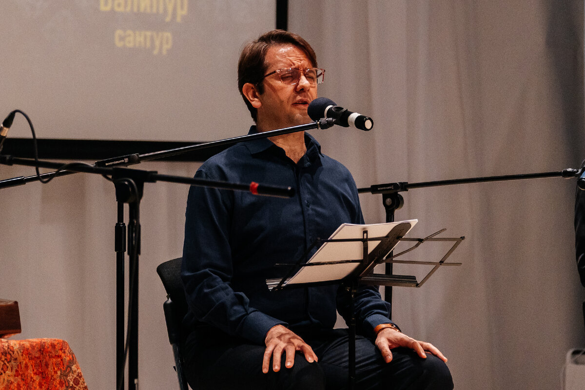 Хосейн Нуршарг прекрасно разговаривает на русском языке.