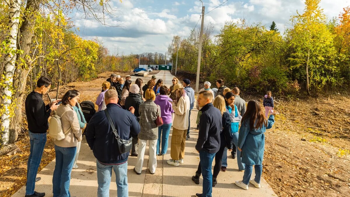     Люди требуют защитить Кошкин лес и создать инфраструктуру для населения.