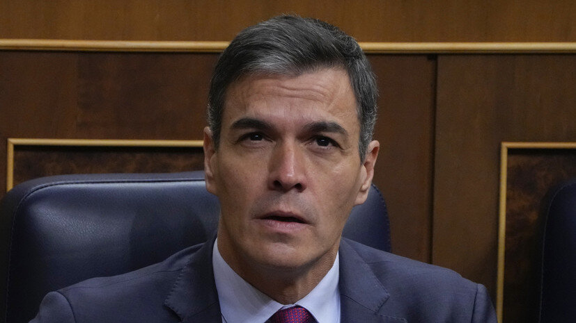   AP Paul White