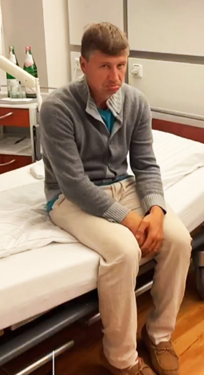    Алексею Ягудину сделали операцию на коленоСоцсети Алексея Ягудина