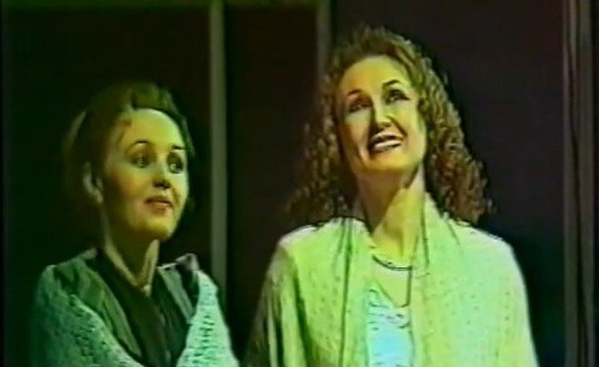 Фото: скриншот realnoevremya.ru из видео «Осень»/«Көз» 1995 г.»/youtube.com, аккаунт «Нур Театр» 